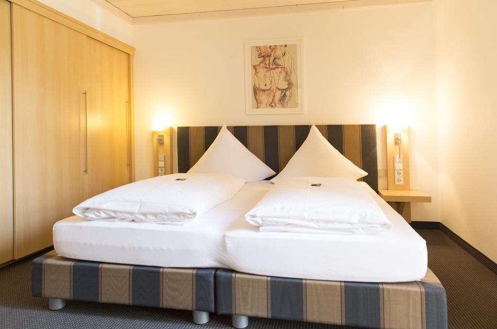 באד גרוננבאך Landhotel Groenenbach מראה חיצוני תמונה